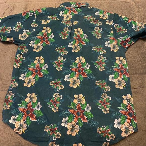 Stranger Things Demogorgon Flower Button Up - Picture 2 of 4